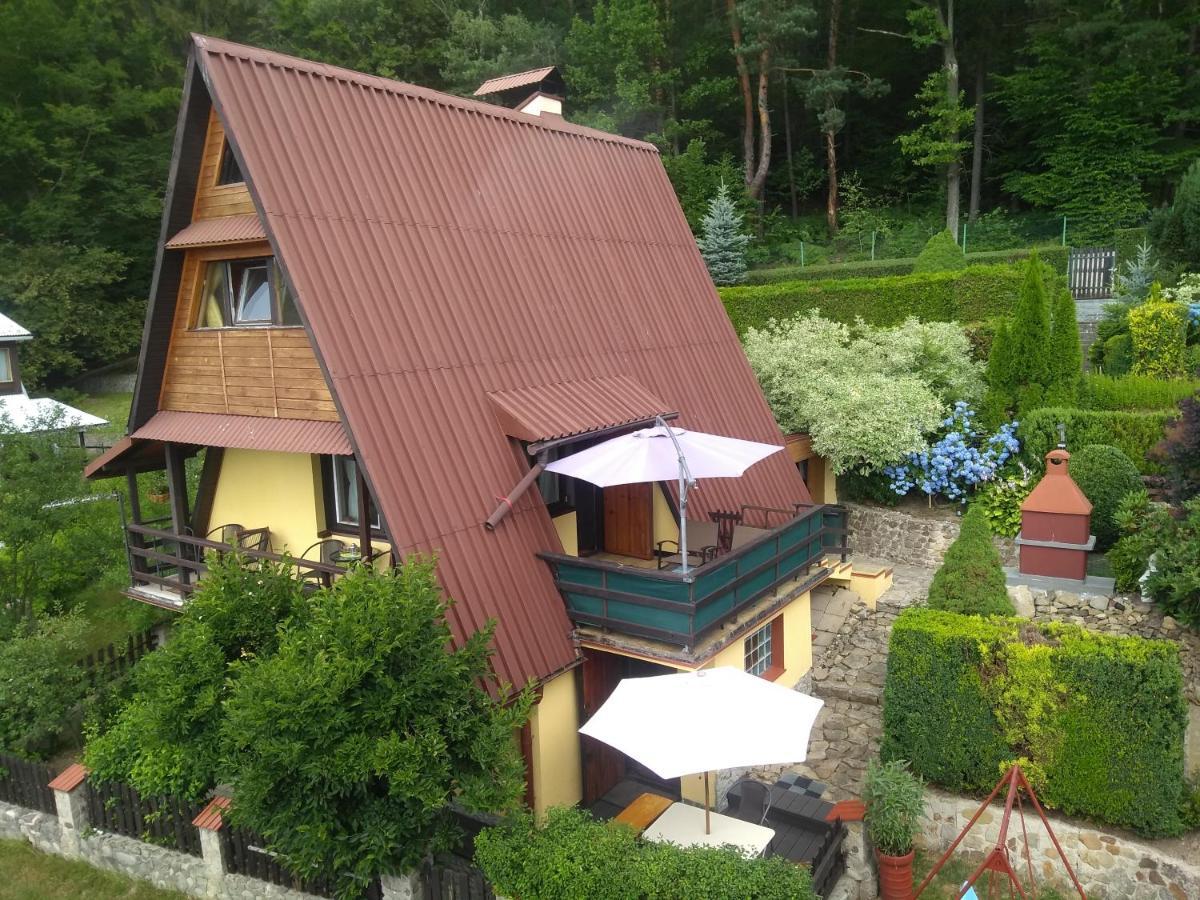 Domek Caloroczny Tresna Agata Екстериор снимка